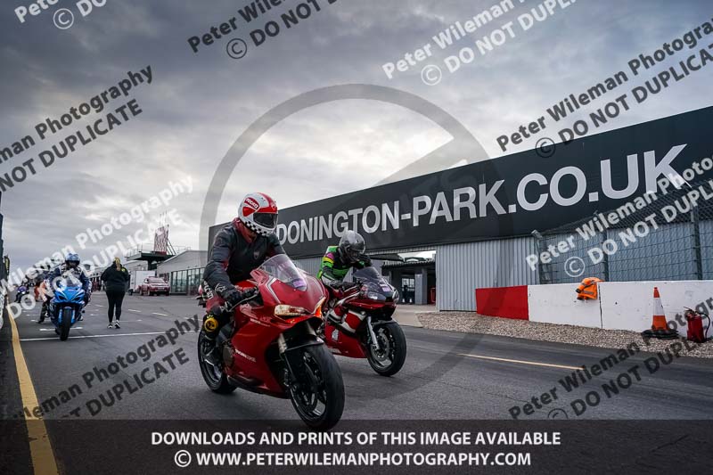 donington no limits trackday;donington park photographs;donington trackday photographs;no limits trackdays;peter wileman photography;trackday digital images;trackday photos